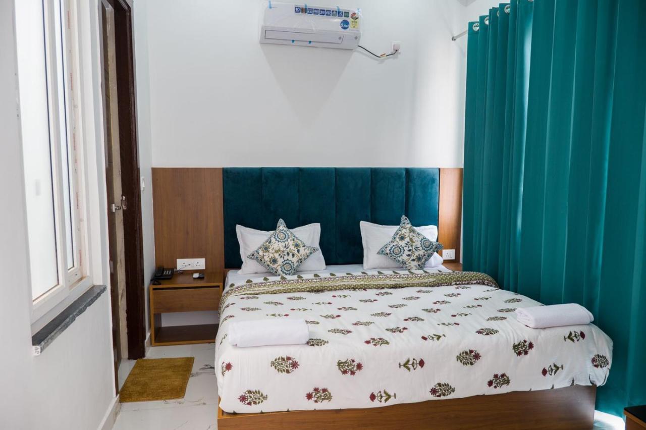 The Vinayak By Le Pension Stays Rishikesh Exterior photo