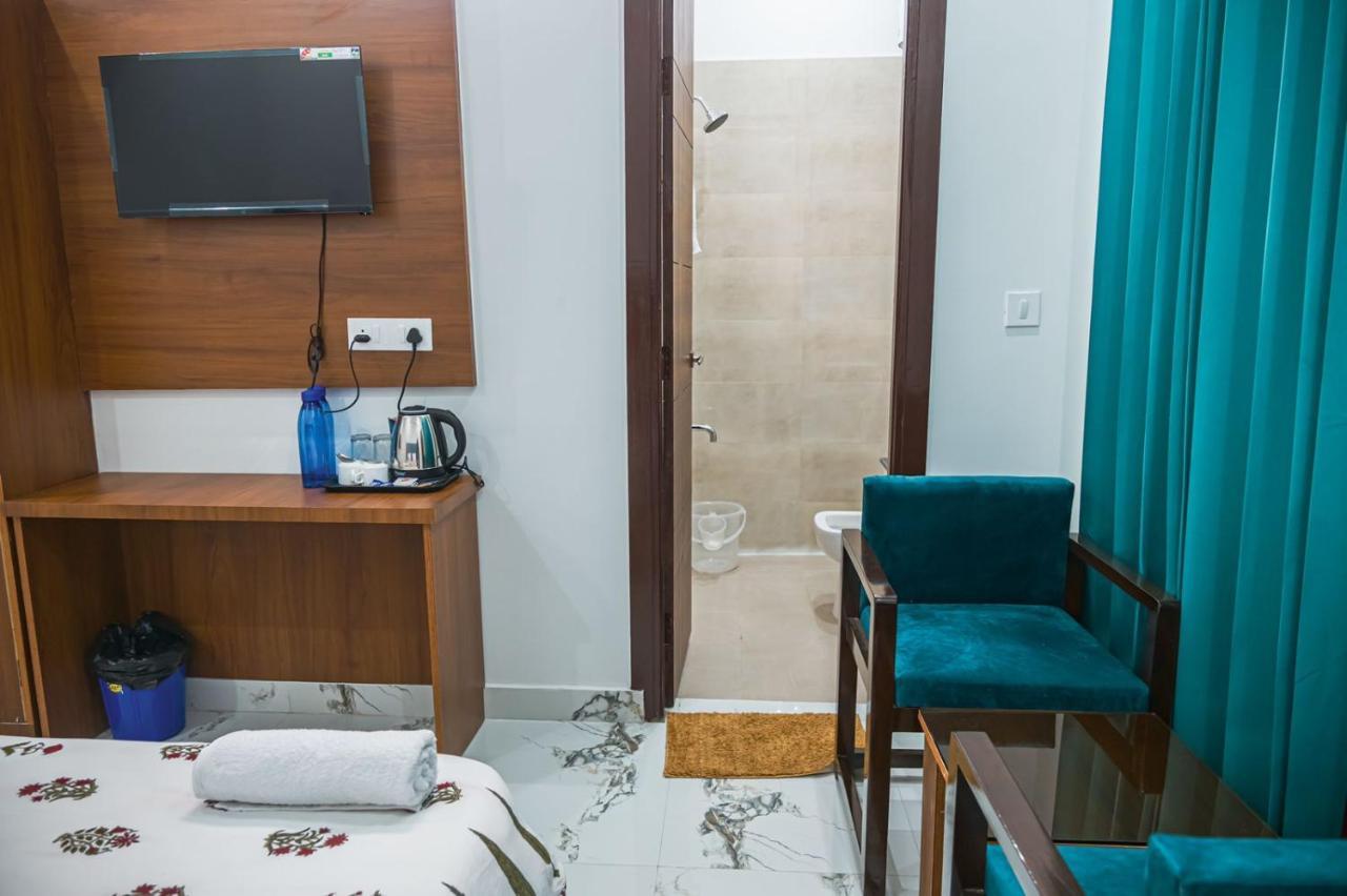 The Vinayak By Le Pension Stays Rishikesh Exterior photo